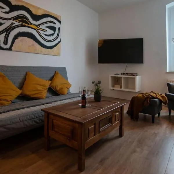 Modernes Kunst-Apartment, hotel a Beckhausen