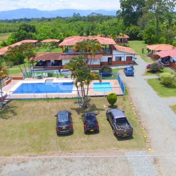 FINCA HOTEL LAS CABAÑAS DEL Parque, hotel v destinaci Pueblo Tapao