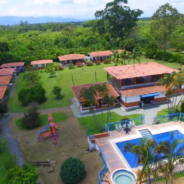 FINCA HOTEL LAS CABAÑAS DEL Parque, hotel v destinaci Pueblo Tapao