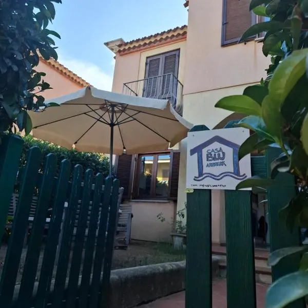 Casa blu Arbatax con giardino e terrazza, hotel in Tortolì
