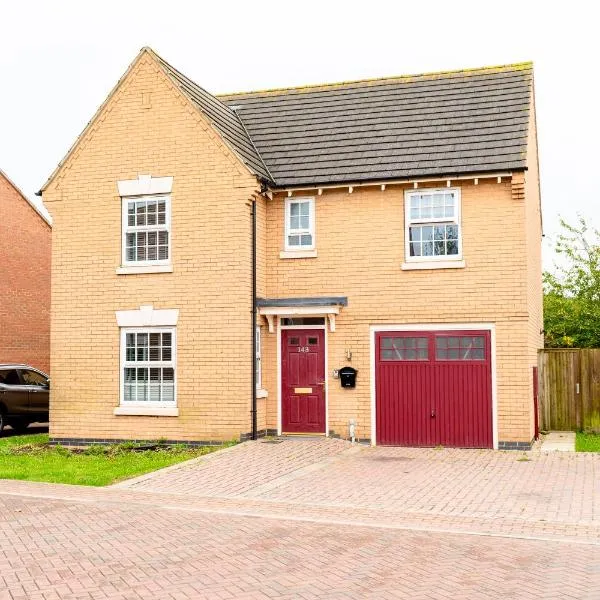 The Grace House Entire 4bed detached, hotel in Peterborough