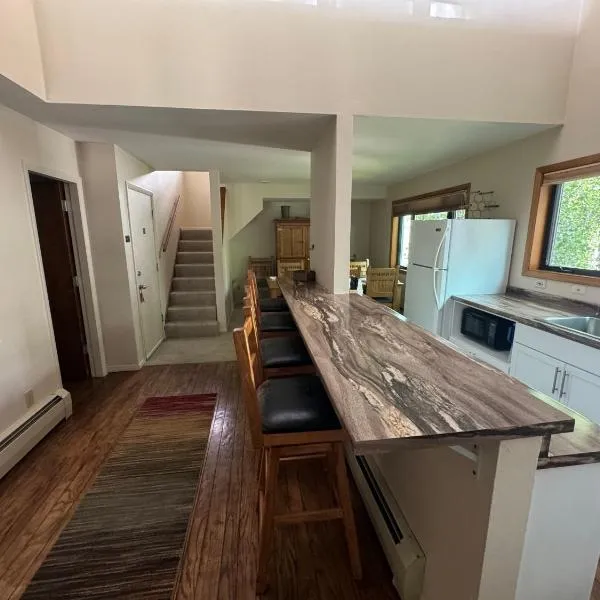 Shadow Mountain Lodge, hotel v destinaci Aspen