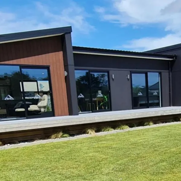 Miss Eastons Whare, hotel v destinaci Westport