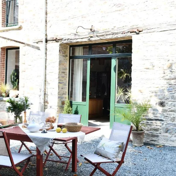 Dépendance maison bourgeoise, hotel in Grand-Fougeray