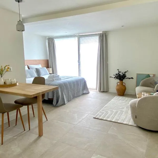 Zelfstandige Studio met Hottub, hotel v destinaci Merselo