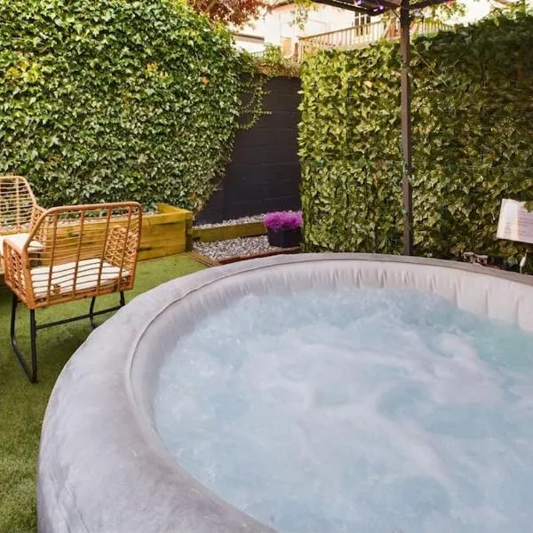 Stylish Maisonette with Hot Tub, hotel v destinaci Brighton & Hove