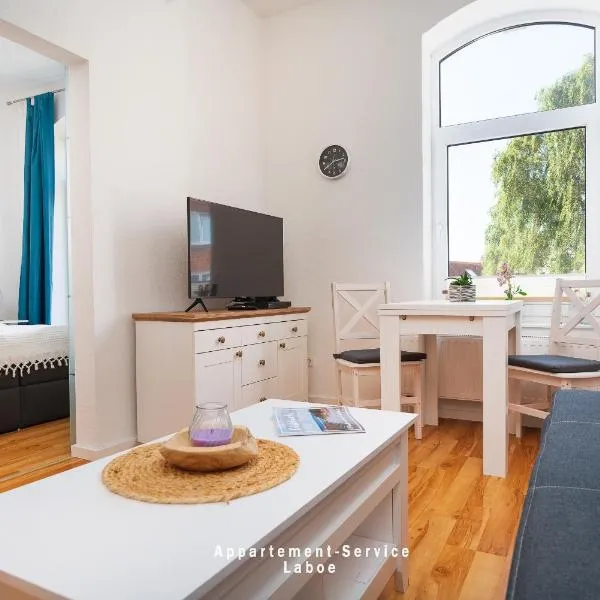 Kleines Glück, hotel v destinaci Laboe