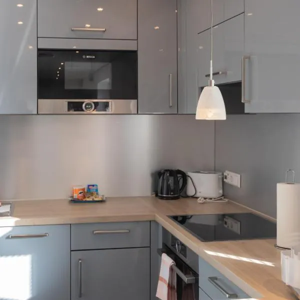 #1 Ferienwohnung Hochparterre, hotel v destinaci Friedrichshafen