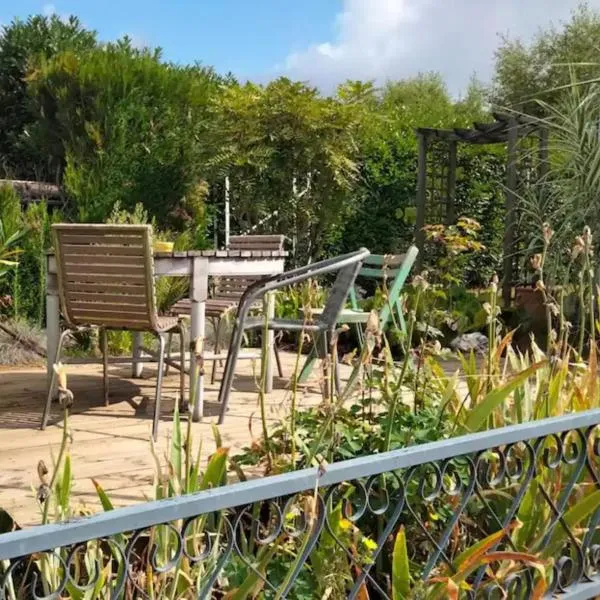 Chez Gaston, hotel v destinaci Bourges
