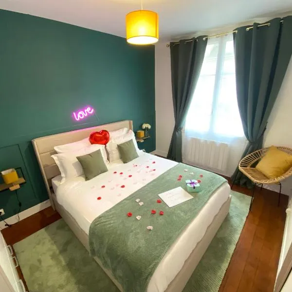 Cocon de la Tour-Confort Premium-Hyper-Centre, hotel en Compiègne