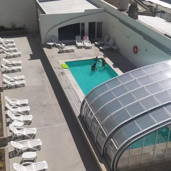 Casa de playa monoambiente, hotel in Necochea