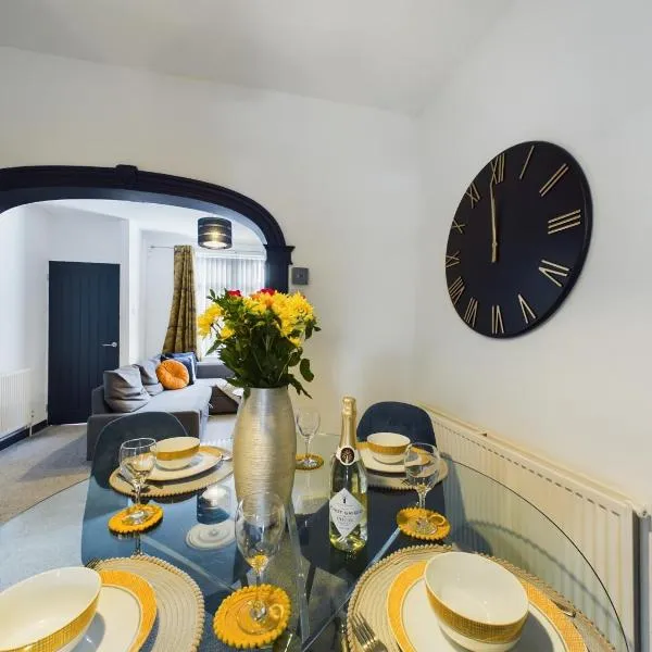 Charming Apartments - Cosy Retreat - short drive to city centre - Free parking – hotel w Liverpoolu