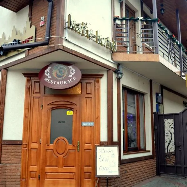 Zlata Praha, hotel v Mukačevu
