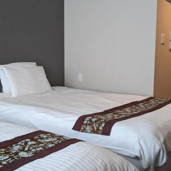 Naha airport hotel, готель у місті Takara