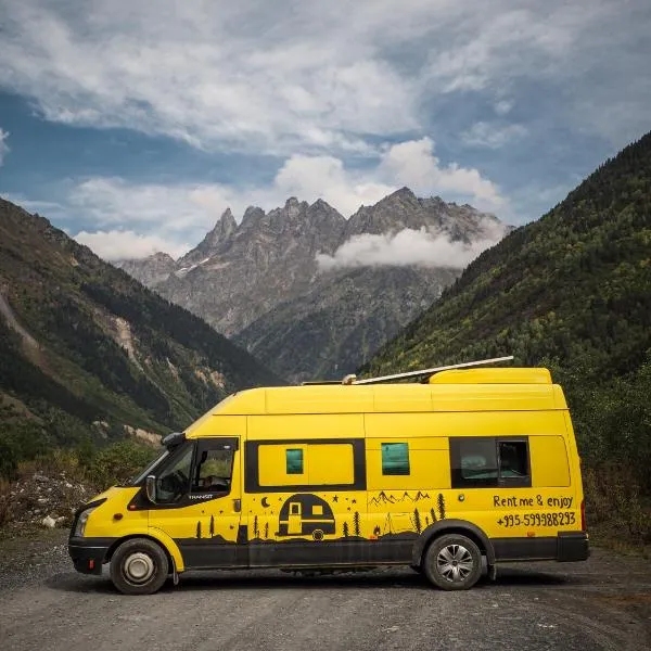best camper van in tbilisi, hotel a Tbilisi City