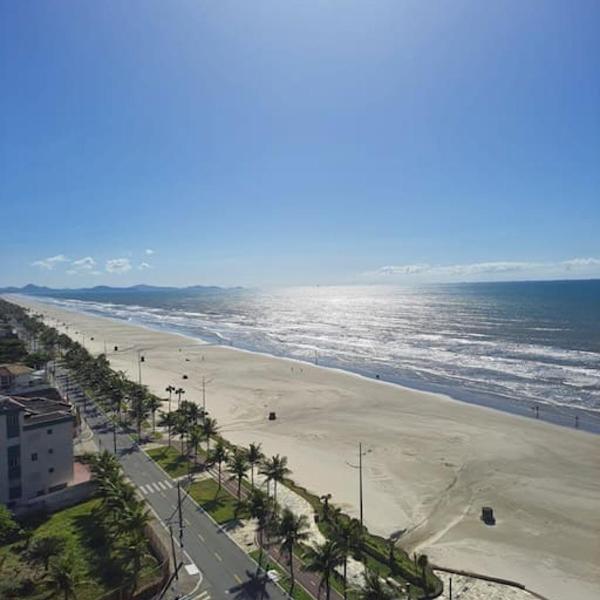 Apartamento frente para o mar 6 pessoas com estacionamento