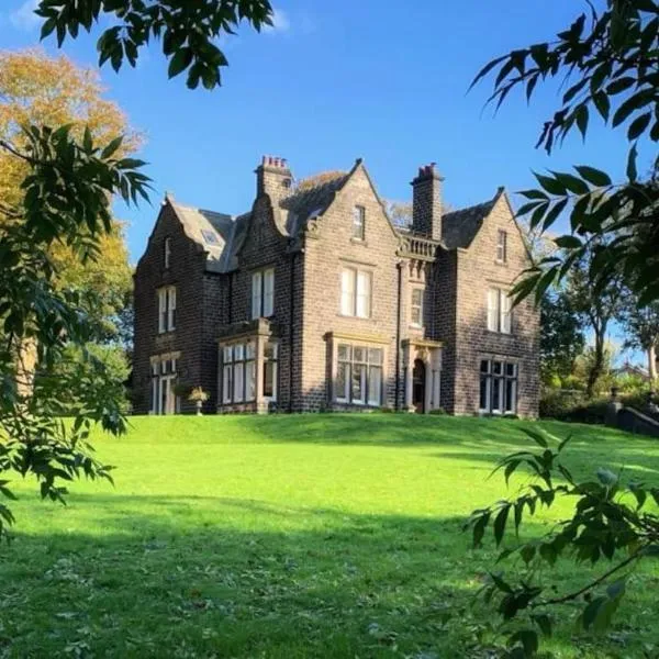 Luxury Ground Floor Flat, Uppermill, Saddleworth, hotel v destinaci Saddleworth