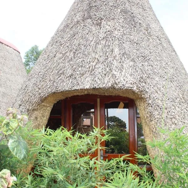 Highway 24 Lounge Masaka โรงแรมในKadugala