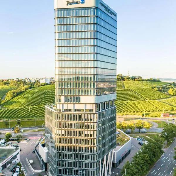 Radisson Blu Hotel at Porsche Design Tower Stuttgart, hotel v Stuttgartu