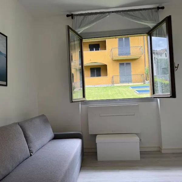 Vener Appartament - a due passi dal lago, hotel v destinaci Ossuccio