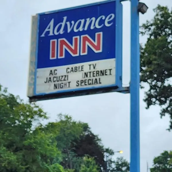 Advance Inn, hotel v destinaci Niagara Falls