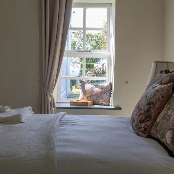 Hill House Lodge sleeps 6 Overlooking the rock of Cashel, hotel v destinaci Cashel