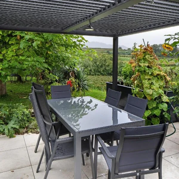 Ferienhaus Engelsberghof, hotel v destinaci Endingen