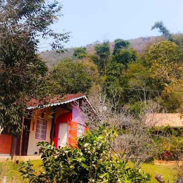 Refúgio Canto da Cigana - Chalé Aurora, hotel v destinaci São Pedro da Serra