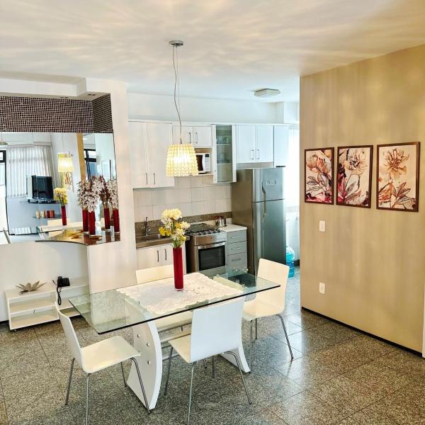 Apartamento a 300m Beira Mar-Meireles! Serviço Diário e Wi-fi 650Mb!