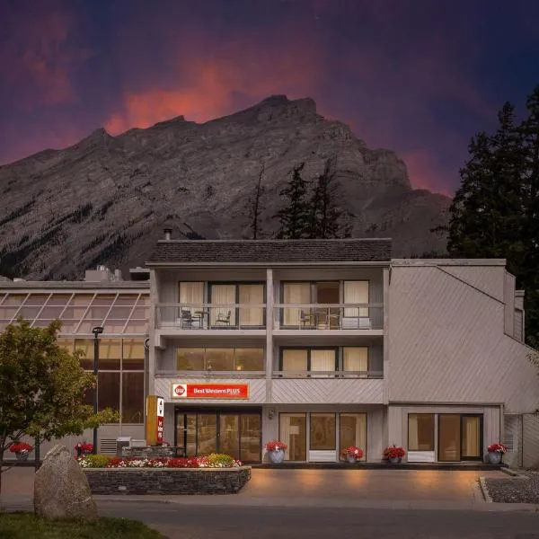 Best Western Plus Banff International Lodge, hotel v destinaci Banff
