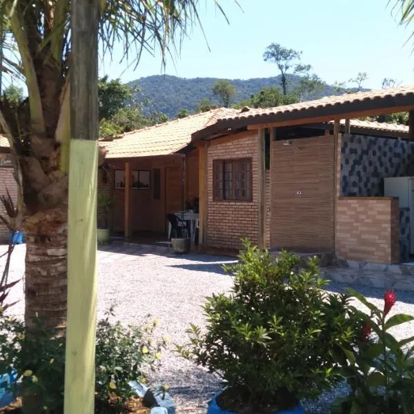chalé recanto Monte fuji, hotel in Ubatuba
