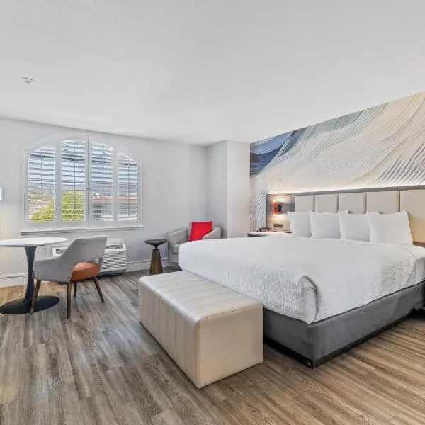 Hotel Skye San Francisco Airport SFO FREE SHUTTLE!, hotel in San Bruno