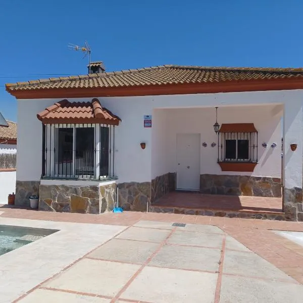 Villa TRANQUILA, hotel v destinaci Chiclana de la Frontera