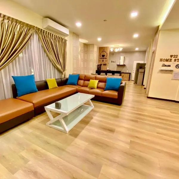 Entire home hosted by Catherine 4 bedroom House, hotel in Sandakan