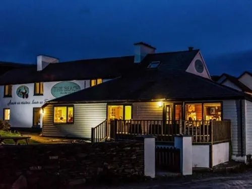 The Beach, Days Bar and B&B, hotel a Inishbofin