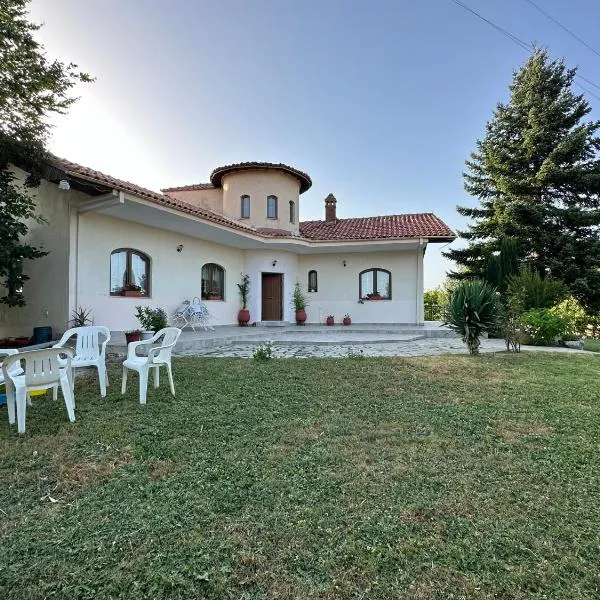 Villa Elysia, hotel in Khiliódhendron