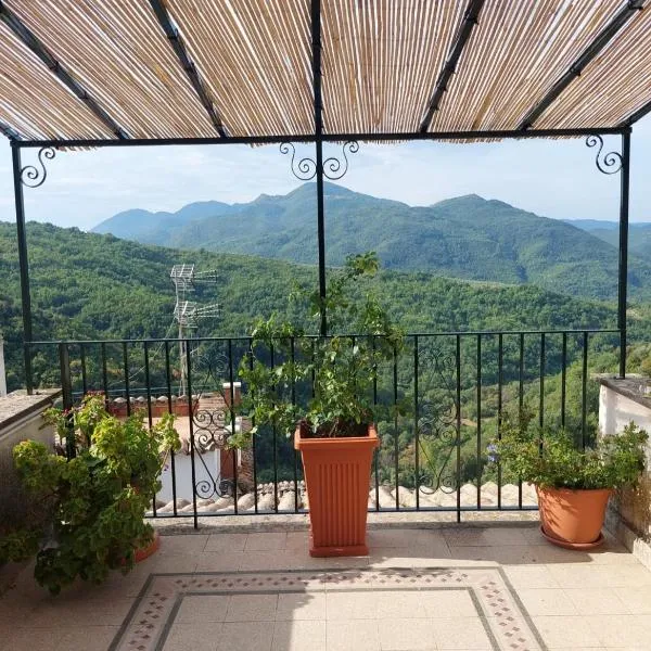 Casa Casella 12, hotel in Cineto Romano