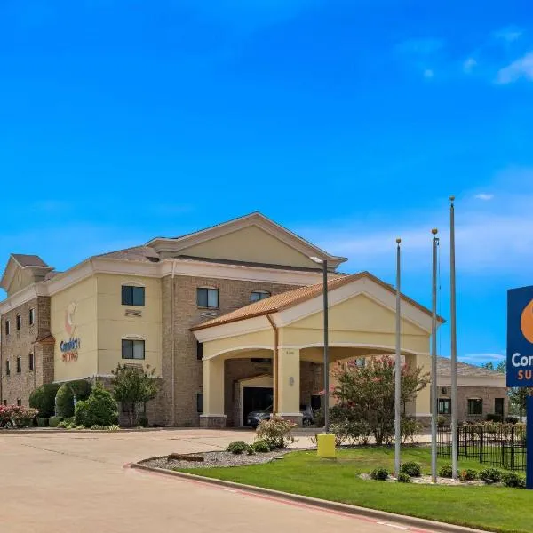 Comfort Suites Lindale, hotel a Lindale