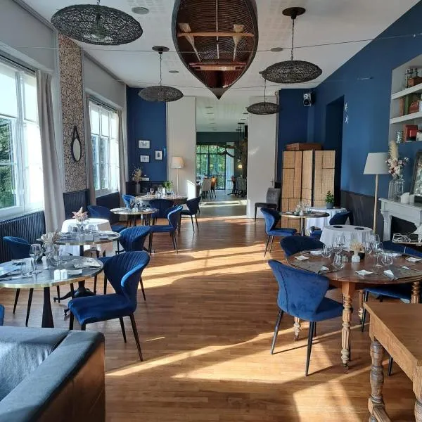 Hotel Restaurant Le Bosquet, hotel di Les Ponts-de-Cé