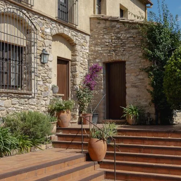 Hostal La Riera de Peratallada, hotel v destinaci Peratallada
