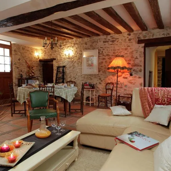 Ferme Historique Jean De La Fontaine et ses chambres d'hôtes Hammam-Spa - 4 étoiles, ξενοδοχείο σε Chierry