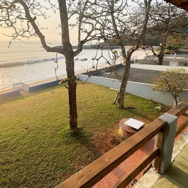 Ampla casa pé na Areia - Itajuba