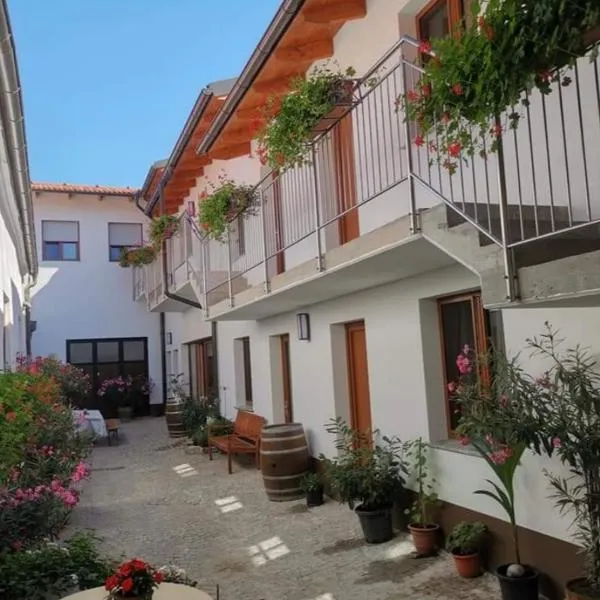 Weinhauerhof Pasching-Klinglhuber, hotel a Langenlois