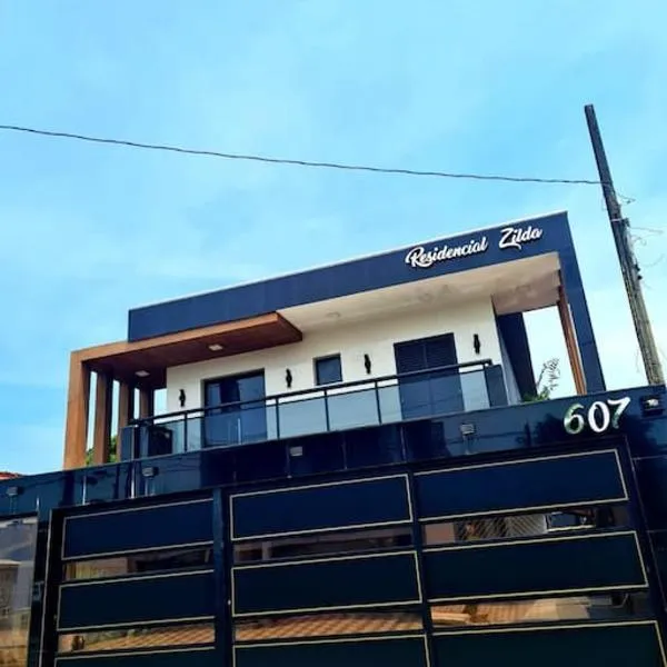 Casa 3 quadras da praia, Hotel in Solemar