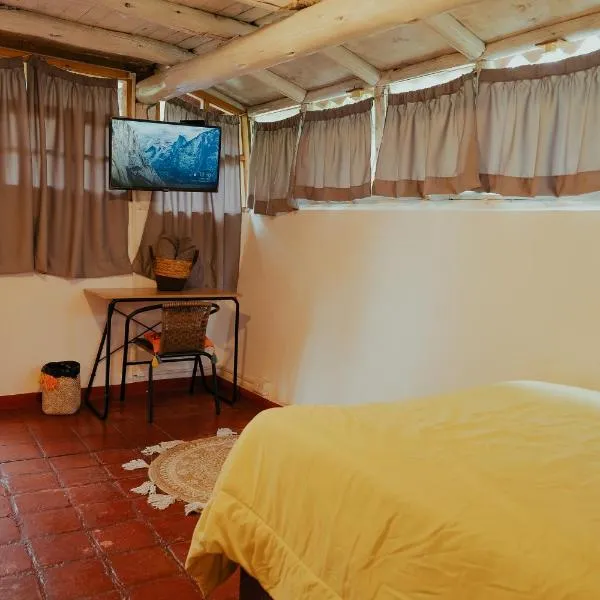 Cabaña Kinti Q'umir Umiña en Kinti Wasi Hospedaje, ξενοδοχείο σε Los Baños del Inca