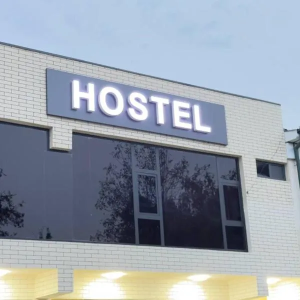 Parvona Hostel, hotel in Koshkurgan