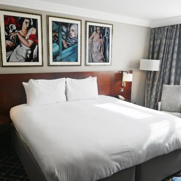 Crowne Plaza Liverpool - John Lennon Airport by IHG, hotel v destinaci Liverpool