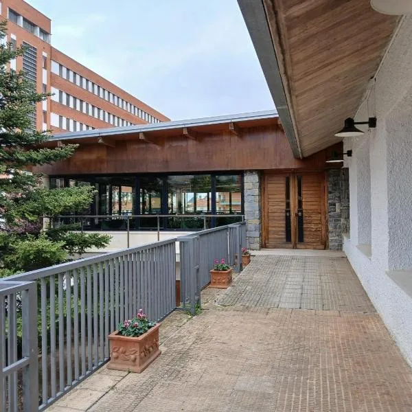 Hostal Los Infantes, hotel v destinaci Olvega