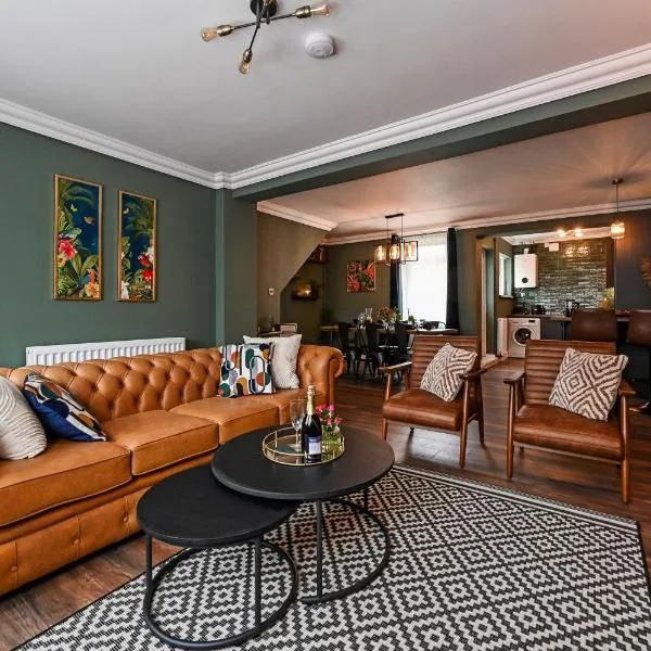Urban Oasis, Stylish Townhouse in Central Cardiff, hotel in Cardiff