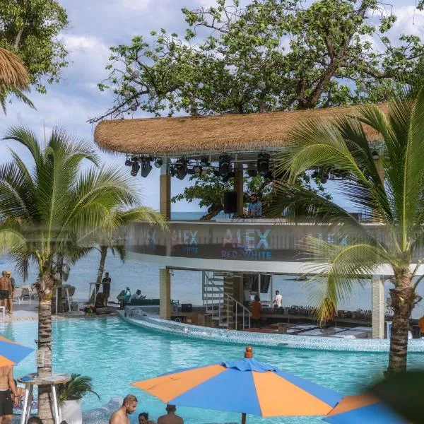 Arkbar Beach Club, hotel v Chaweng Beach